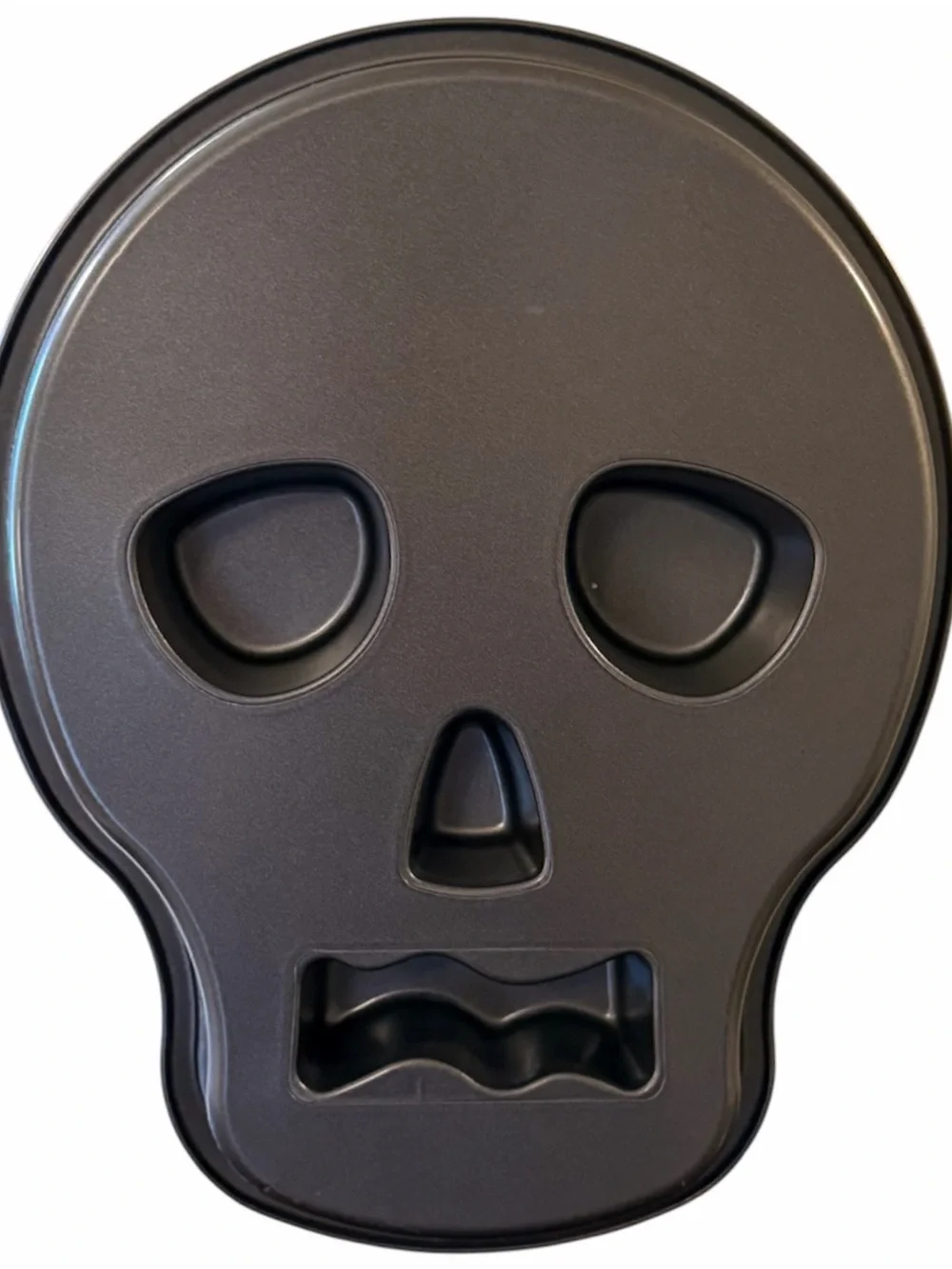 Wilton Skull Cake Pan Halloween Nonstick Cake Mold Baking Pan Gothic Party EUC